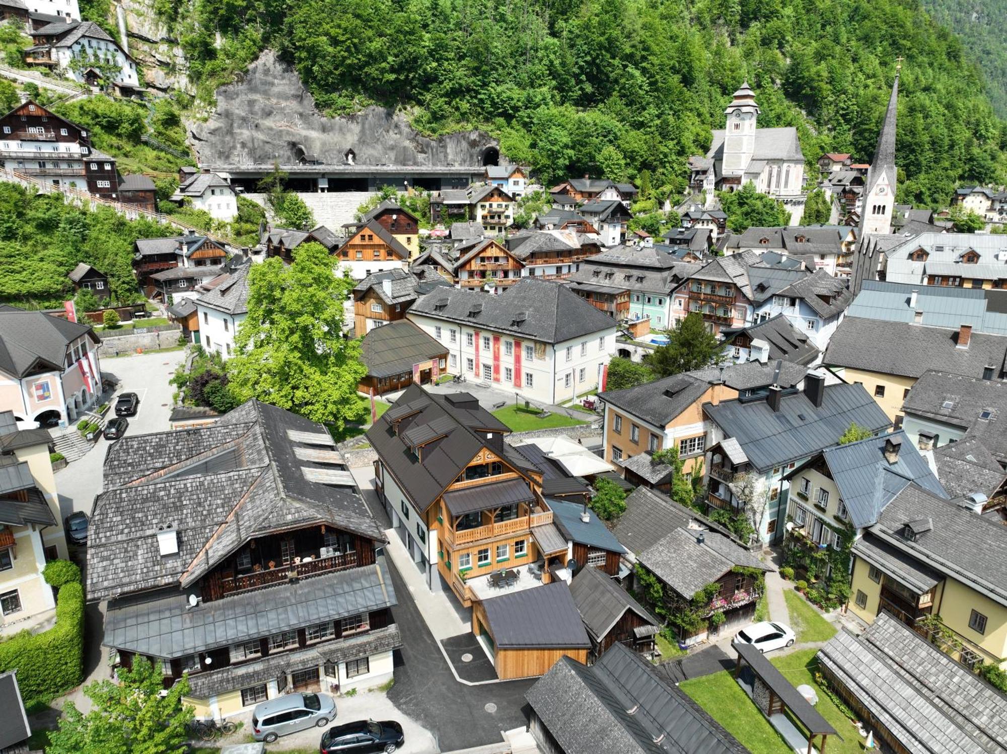 Weisses Lamm Hotel Hallstatt Room photo