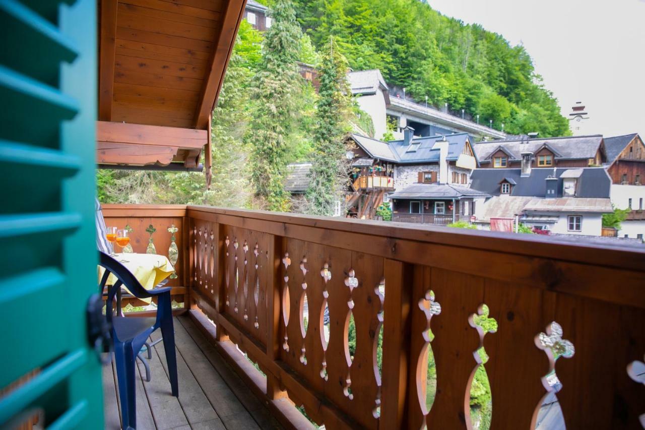 Weisses Lamm Hotel Hallstatt Exterior photo